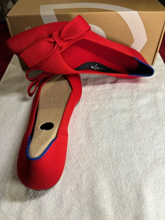 Rothy's Red Pointed Bow Knit Flats Cupid -WIDE- - Picture 4 of 5